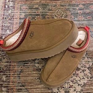 UGG Platform Tasman Slippers